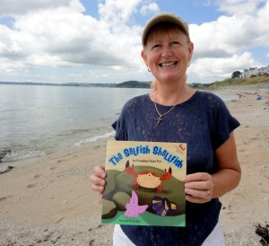 Grandma Paint Pot at Castle Beach