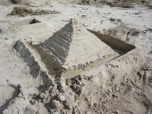 Ed and Louis's Sand pyramid