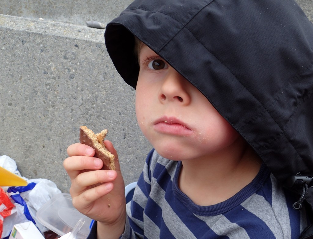 A very British beach&nbsp;picnic.